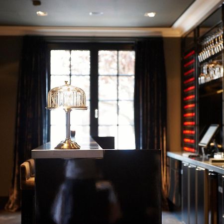Hotel Odette En Ville Іксель Екстер'єр фото