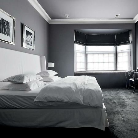 Hotel Odette En Ville Іксель Екстер'єр фото