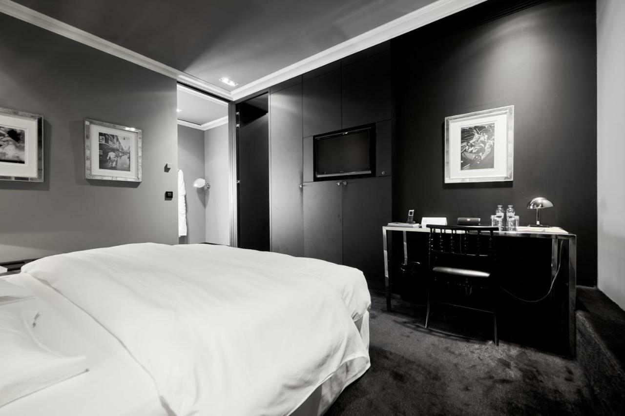 Hotel Odette En Ville Іксель Екстер'єр фото
