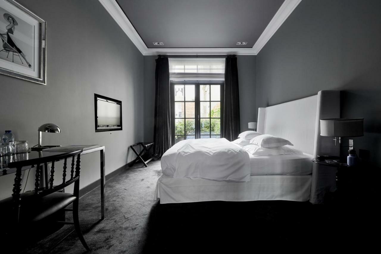Hotel Odette En Ville Іксель Екстер'єр фото