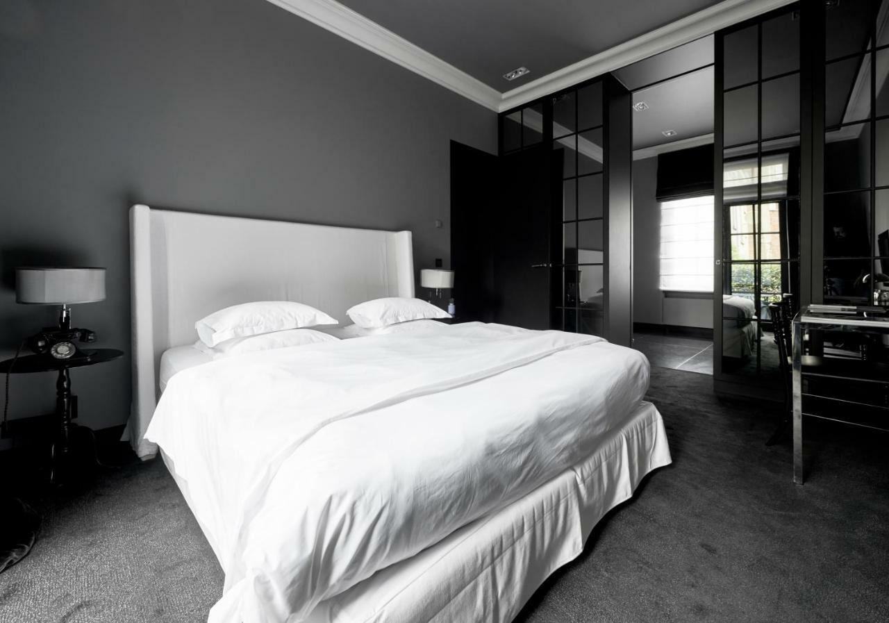 Hotel Odette En Ville Іксель Екстер'єр фото